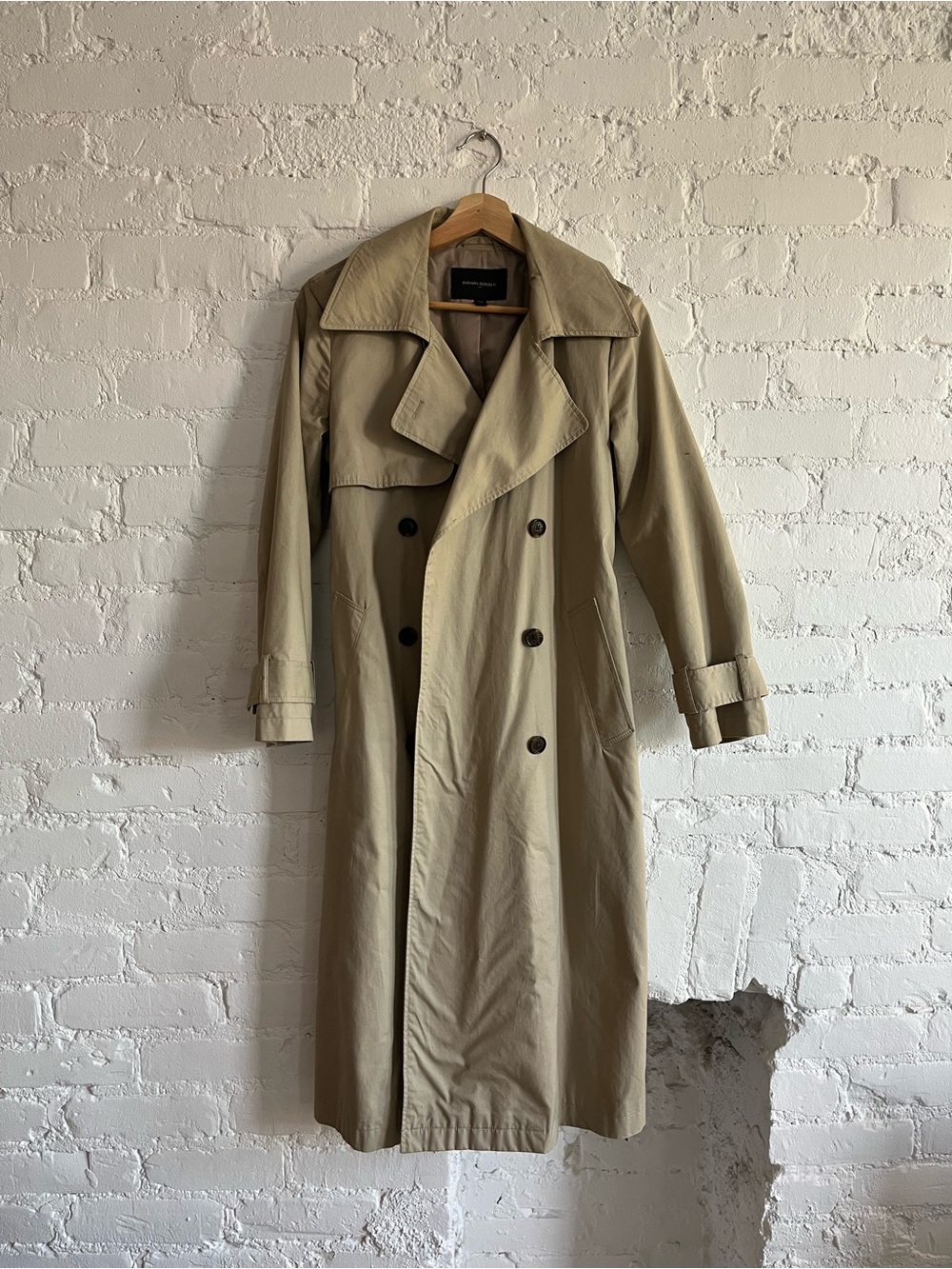 Banana Republic Beige Double-Breasted Trench Coat